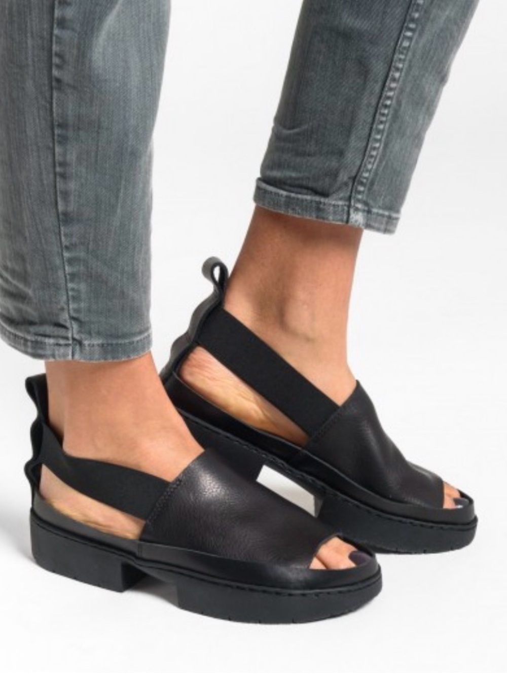 Trippen Allee Black Leather Sandals Size: 38